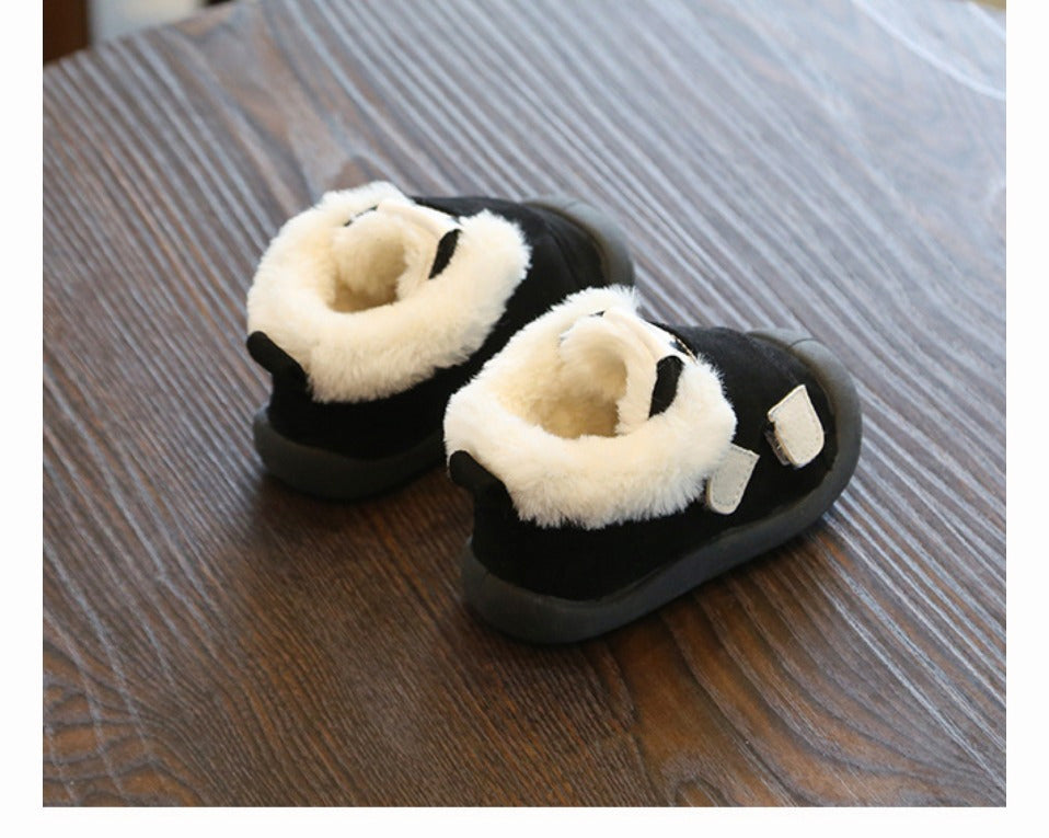 Velours-Schuhe für Kleinkinder – Bild 3 | LuxeStyle