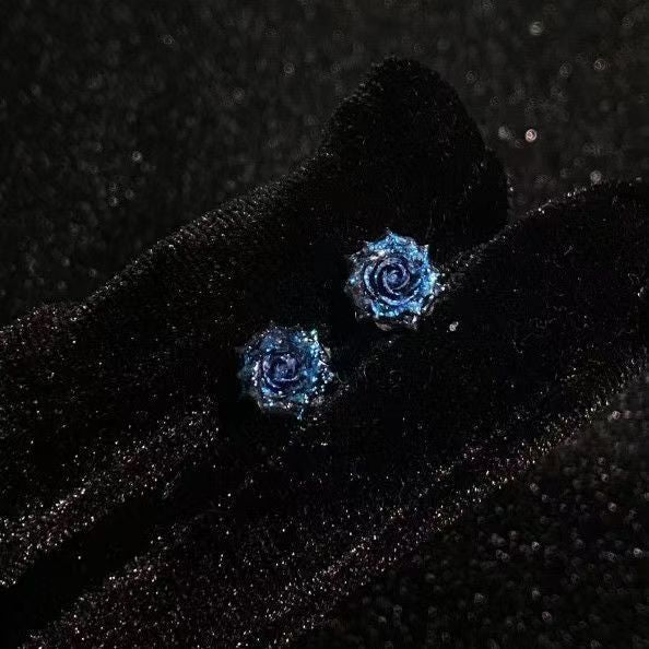 Ear-Cuffs «Papillon» – blauer Schmetterling