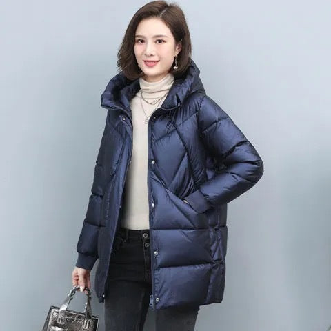 Mittelgrosser Strickmantel mit Kapuze | LuxeStyle