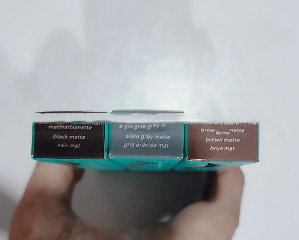 Wasserfester Eyeliner – Drei Farben – Bild 11 | LuxeStyle