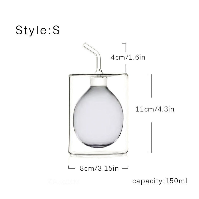 Doppelwandiger Öler aus farbigem Glas