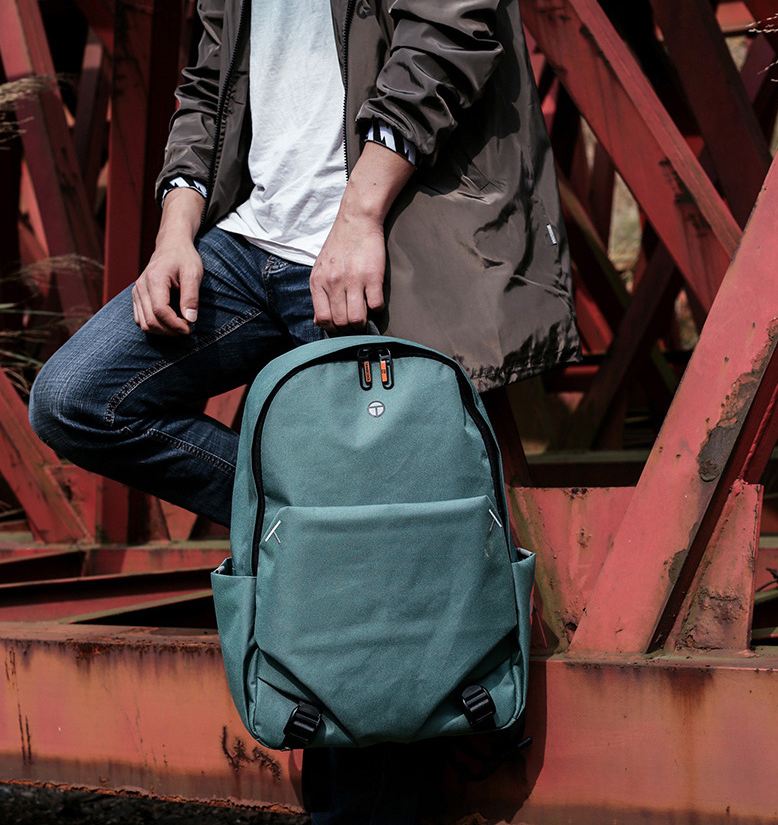 Wasserdichter Bergsteiger-Rucksack für Herren – Bild 2 | LuxeStyle