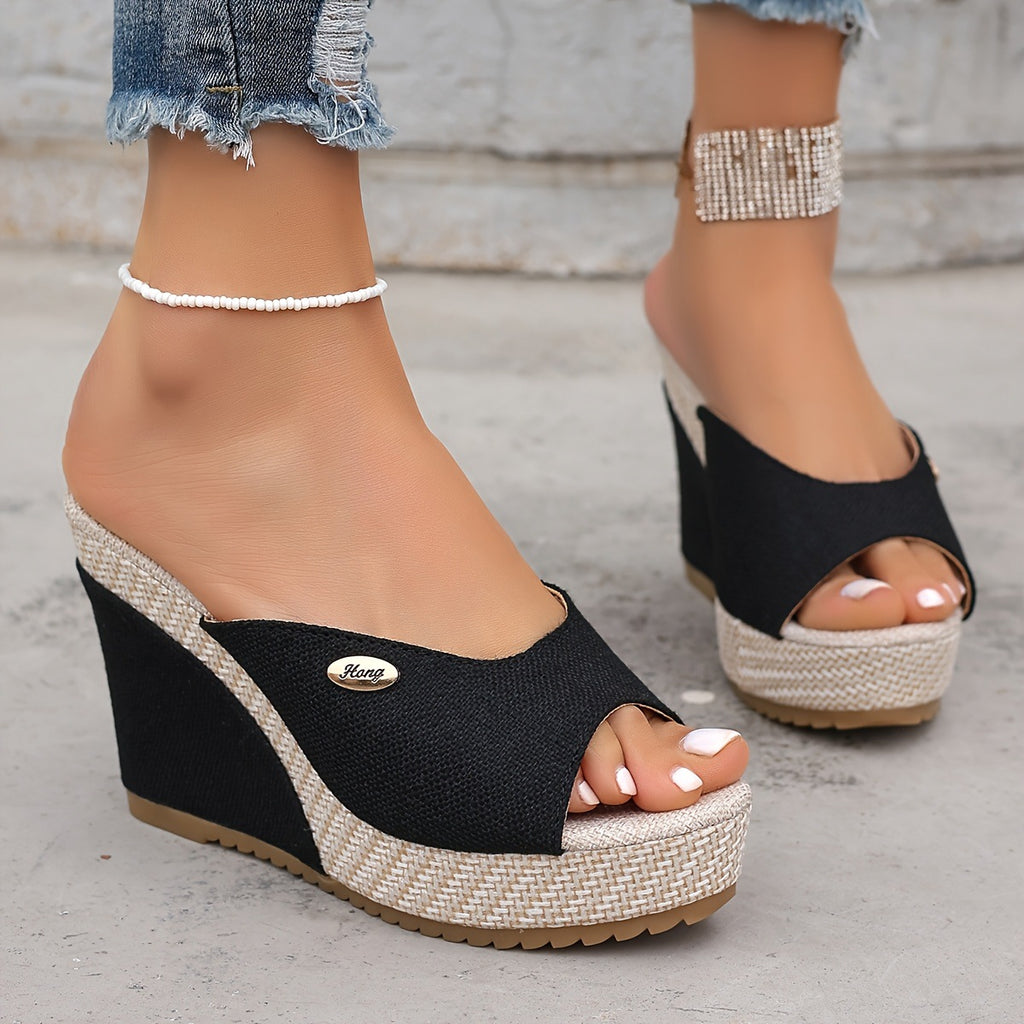 Keilsandalen aus Leder mit Schnalle – Bild 3 | LuxeStyle