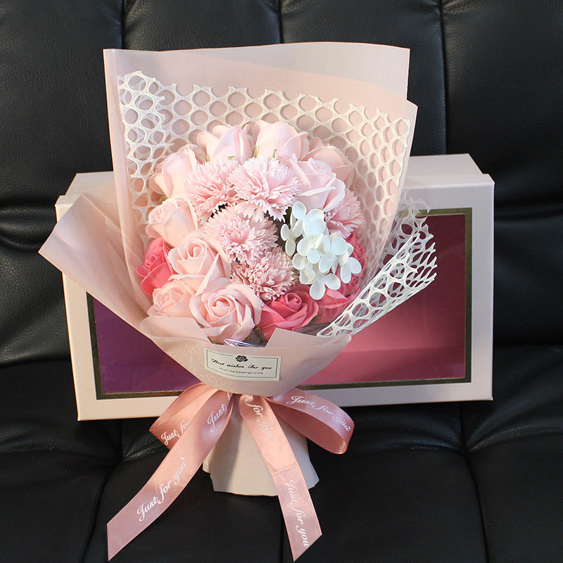 Rosen-Seifenblumen-Bouquet Geschenkbox – Bild 5 | LuxeStyle