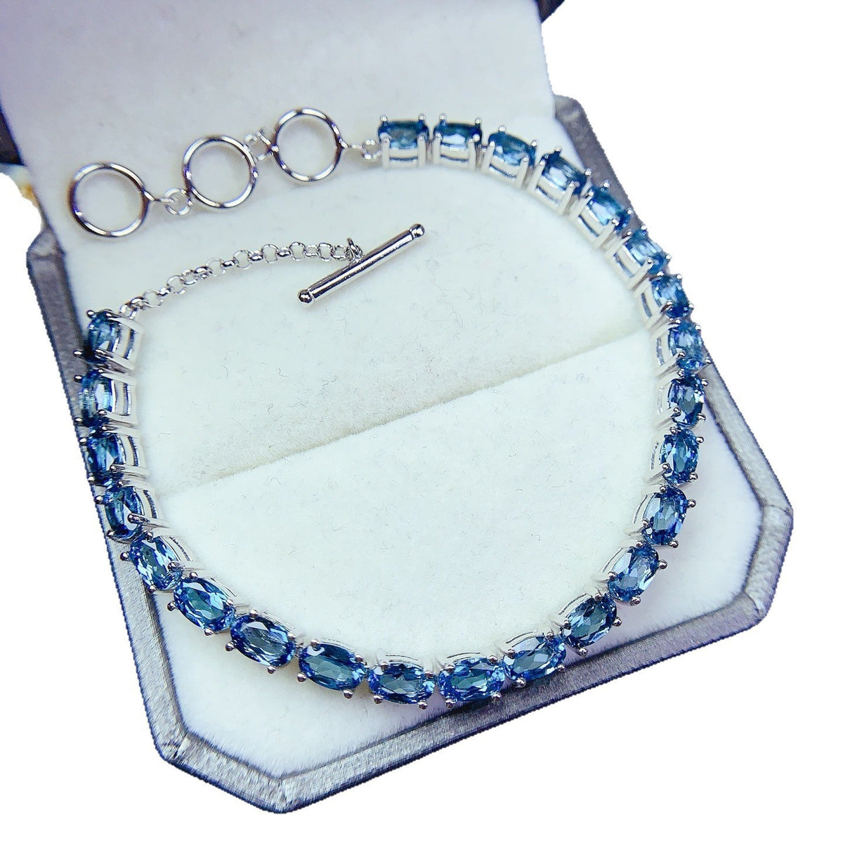 Armband mit London Blautopas & 925er Silber – Bild 7 | LuxeStyle