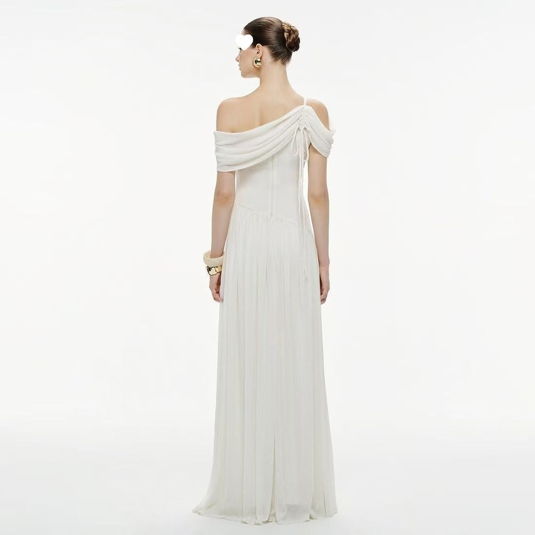 Französisches Off-Shoulder Midikleid mit Twist-Detail – Bild 4 | LuxeStyle