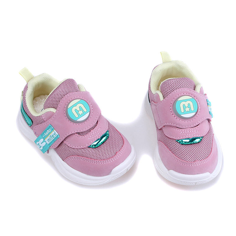 Lichterfüllte Kinderstiefel – Bild 5 | LuxeStyle