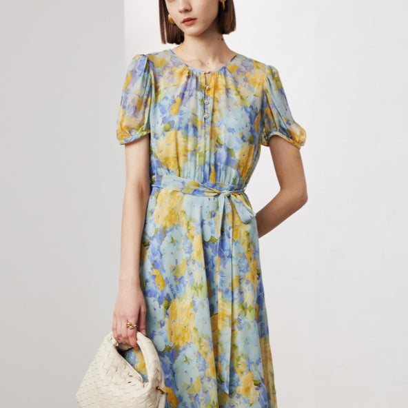 Florales langes Seidenkleid mit hoher Taille – Bild 8 | LuxeStyle