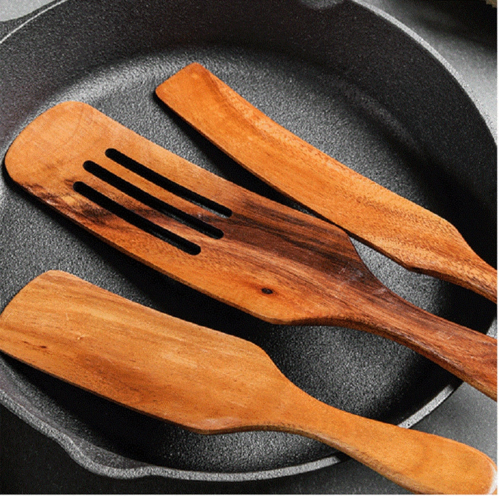 Fünfteiliges Saucen-Spatelset aus Teakholz | LuxeStyle