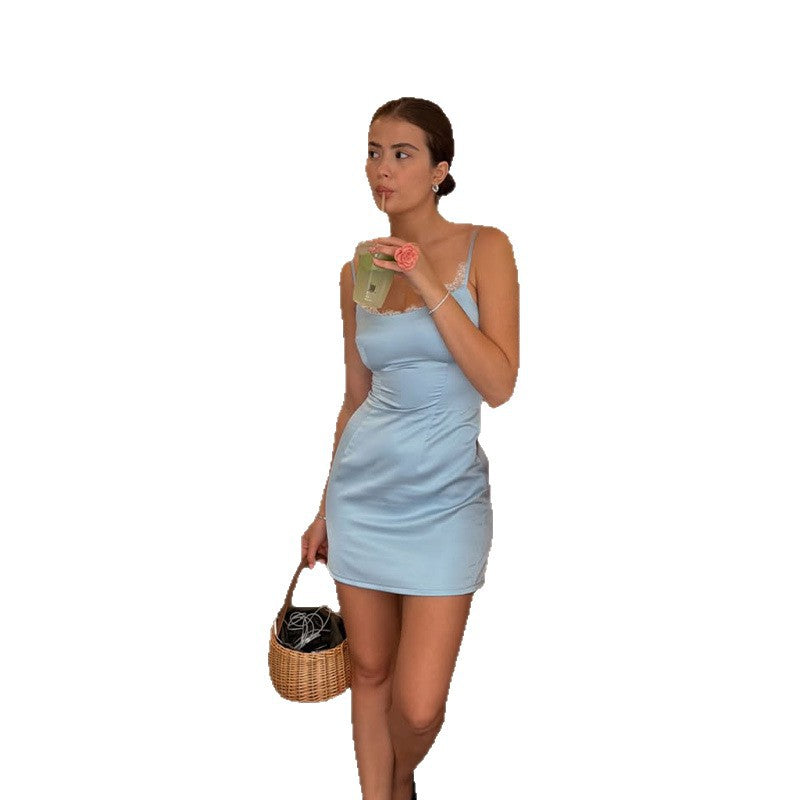 Enges ärmelloses Minikleid mit Spaghettiträgern