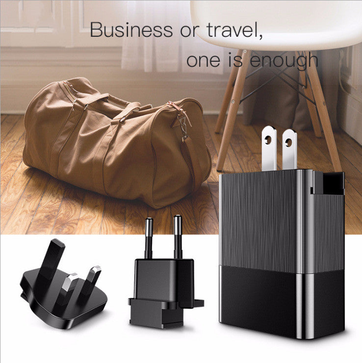 Duke Universal Reise-Ladegerät mit 3 USB – Bild 1 | LuxeStyle