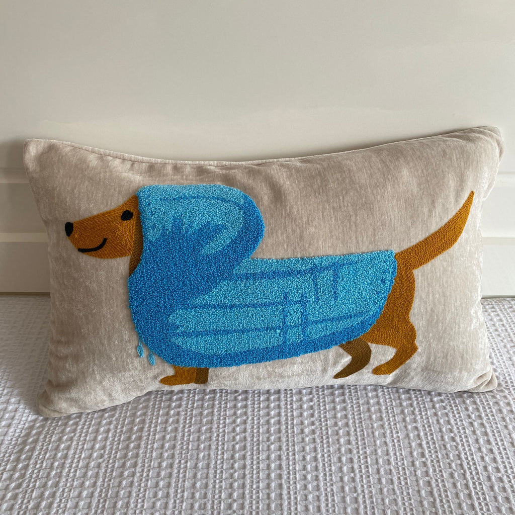 Besticktes Kissen American Dog