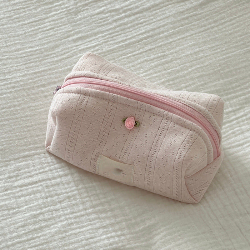 Kleine Reise-Kulturtasche für Kosmetik – Bild 5 | LuxeStyle