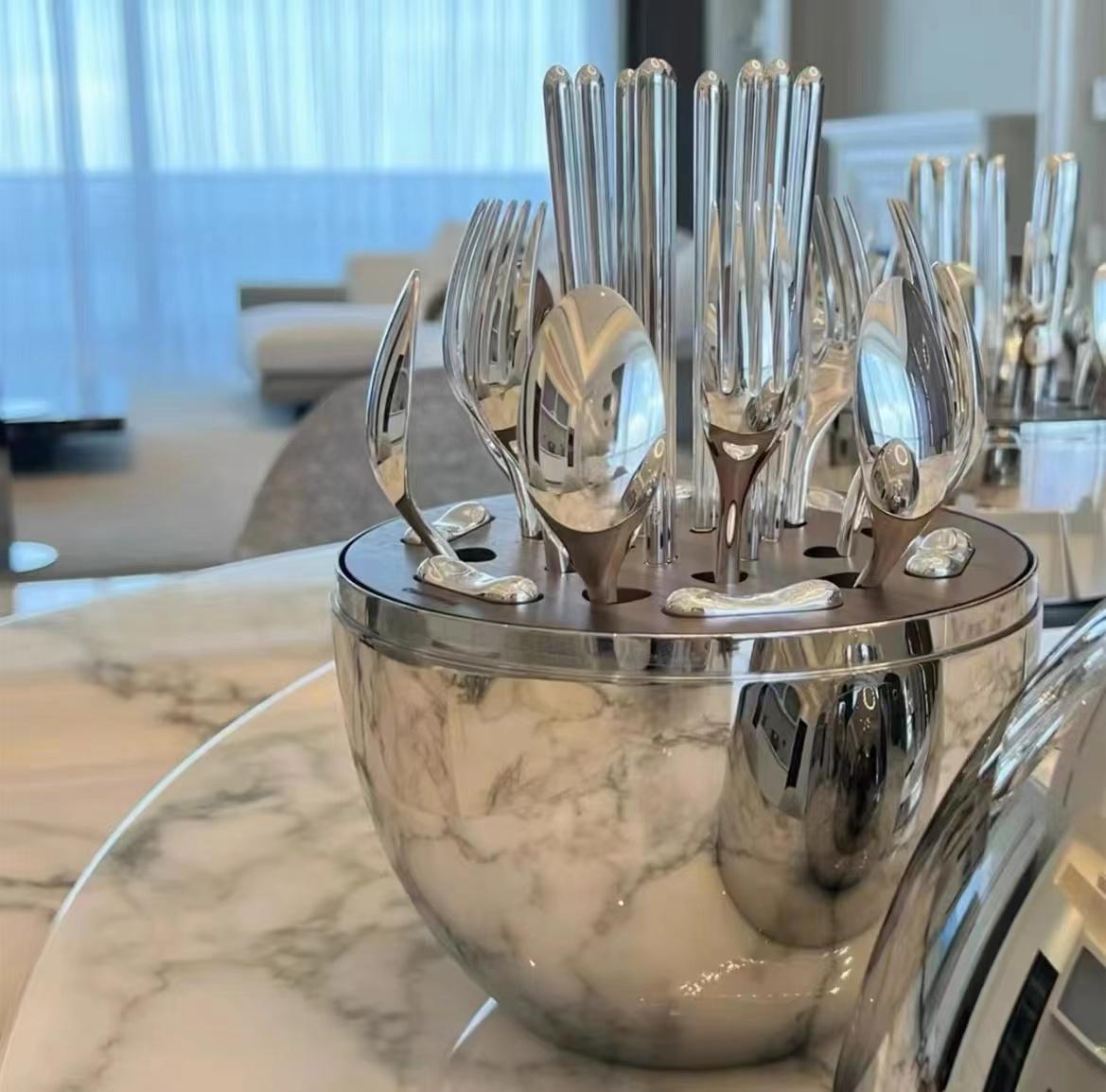 24-teiliges Besteck-Set aus Edelstahl – Bild 4 | LuxeStyle