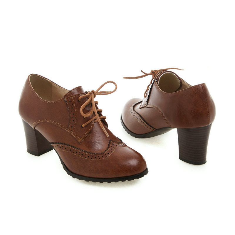 Englischer Stil Leder-Schuhe mit Blockabsatz – Bild 9 | LuxeStyle