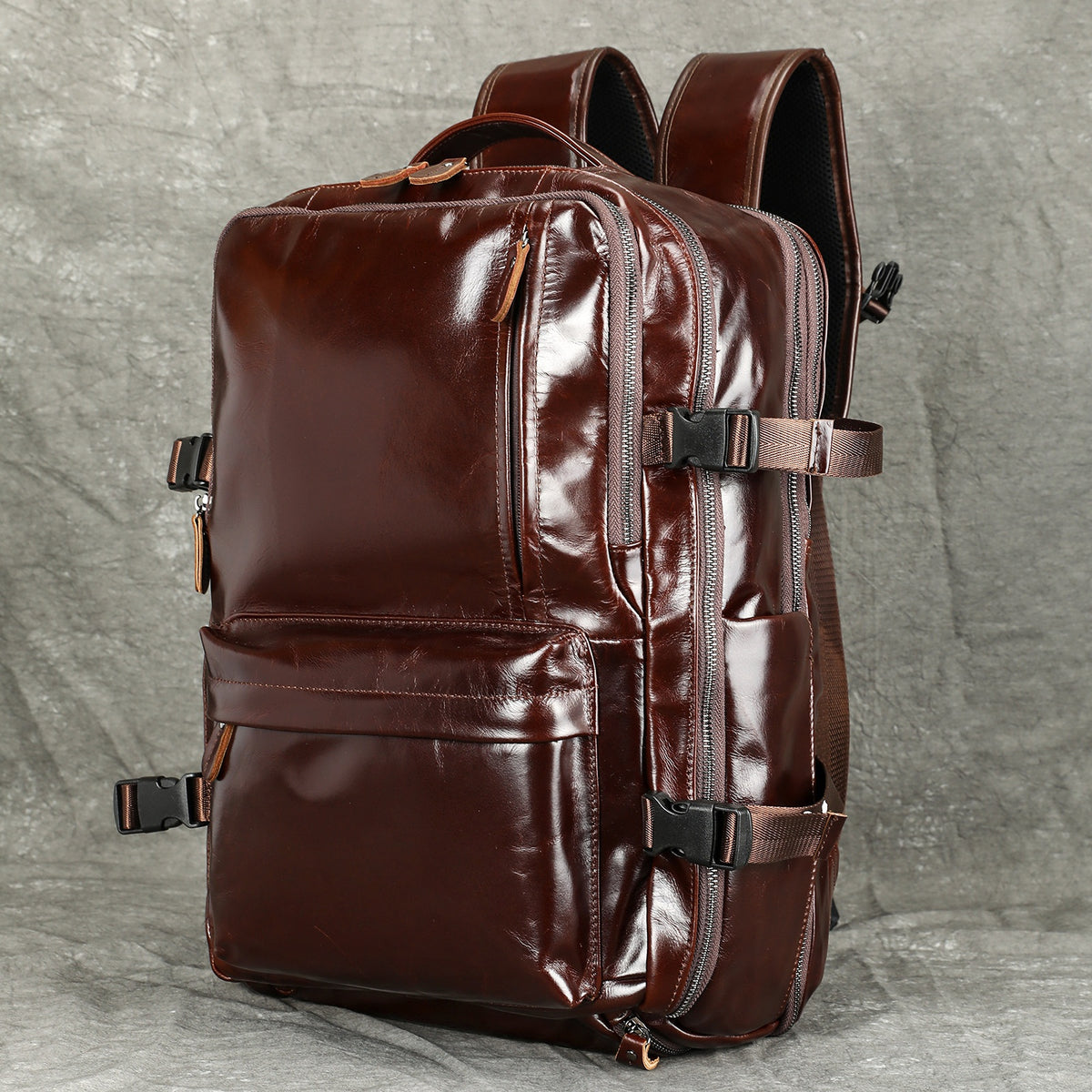 Rucksack aus Echtleder – 30×20×45 cm – Bild 3 | LuxeStyle