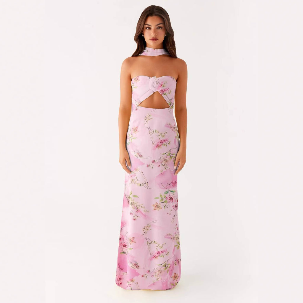 Blumiges Kleid mit Schnürung