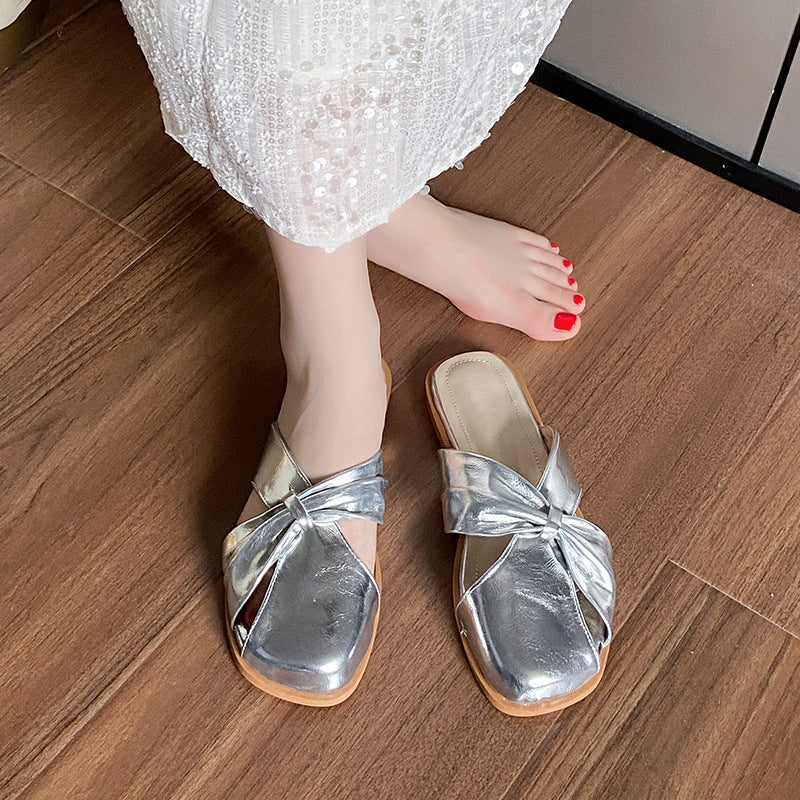 Bequeme flache Sandalen mit eckiger Zehenkappe – Bild 7 | LuxeStyle