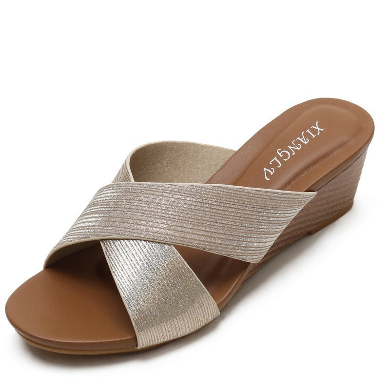 Schmuckvolle Sommer-Sandalen – Bild 4 | LuxeStyle