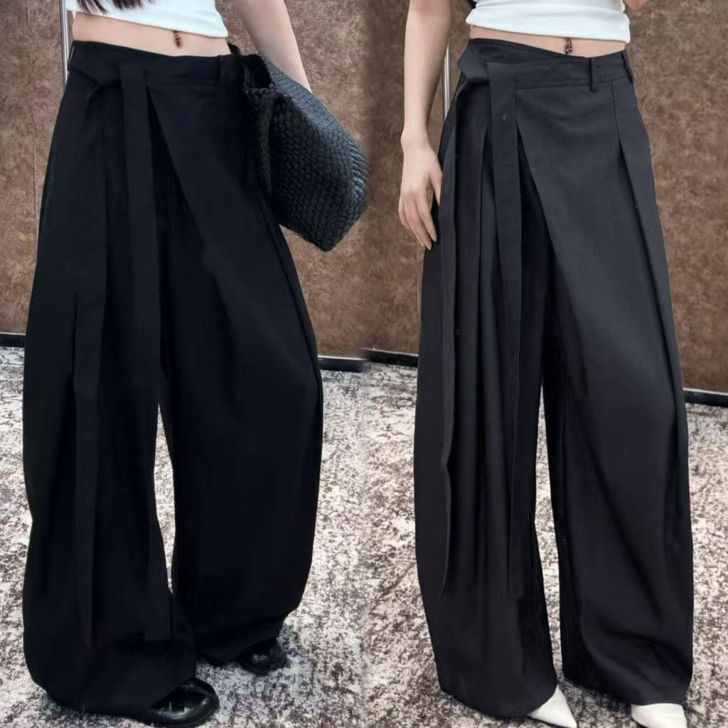 Weite Freizeithose mit hohem Bund