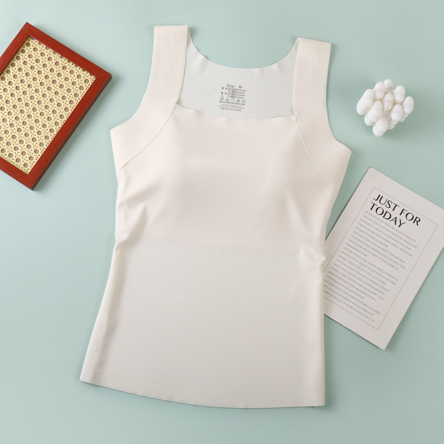 Tanktop mit integrierten Brustpolstern
