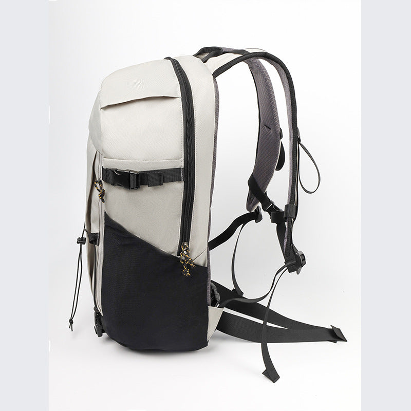 Grosser wasserdichter Reisereiter-Rucksack – Bild 4 | LuxeStyle
