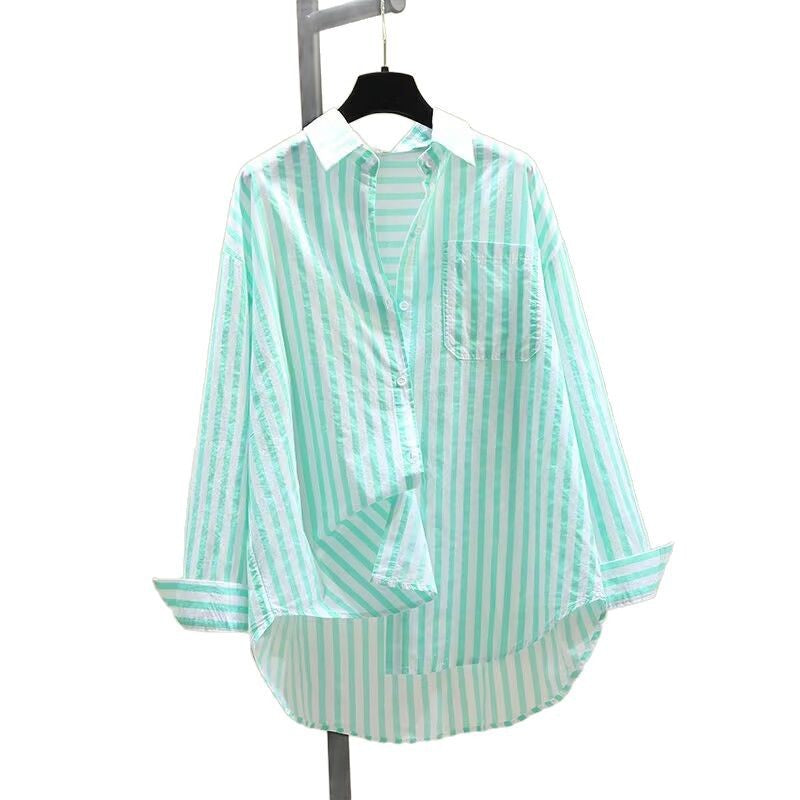 Gestreiftes Langarmshirt mit schräger Schulter