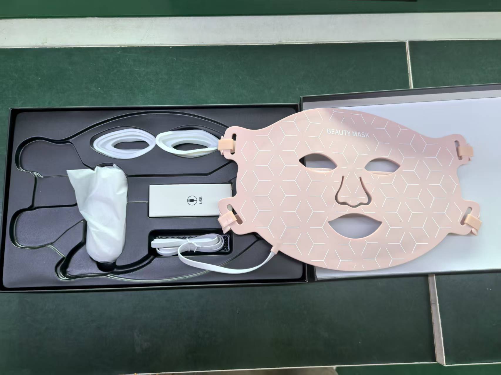 LED Silikon Photon Gesichtsmaske