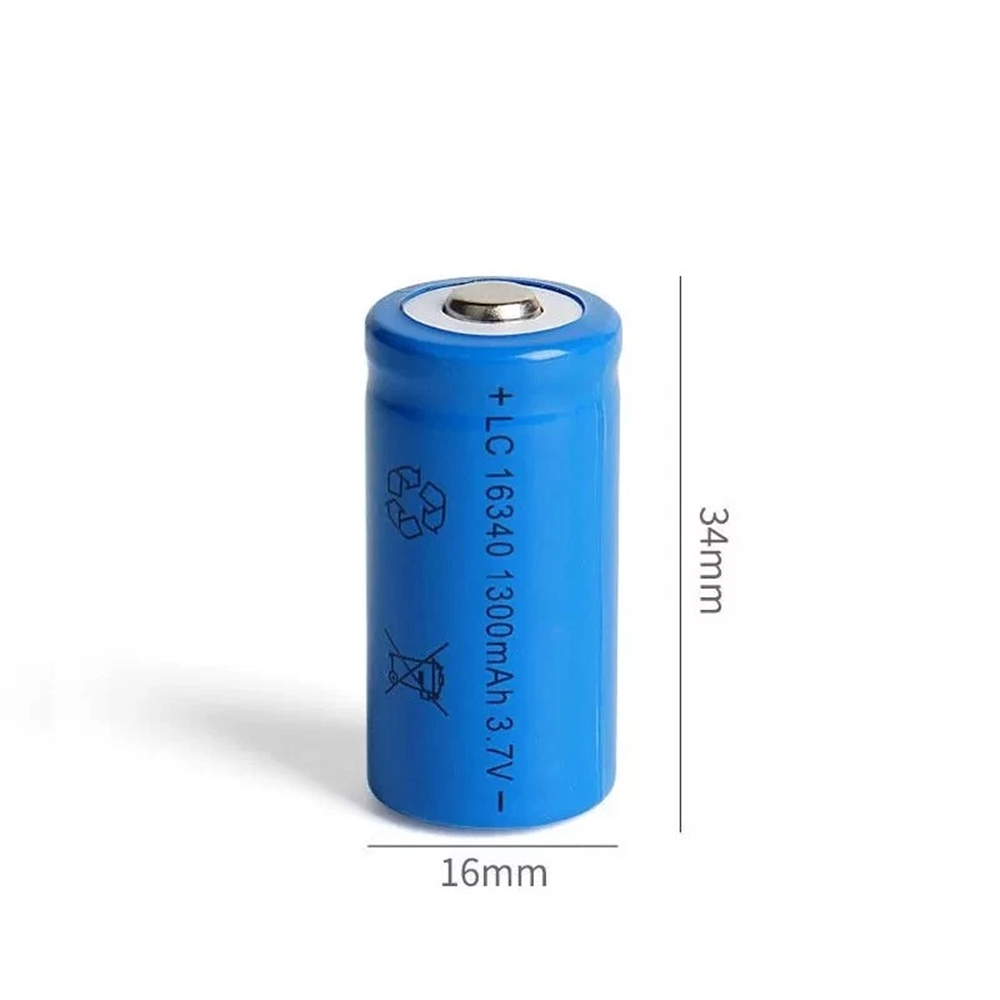 4er-Pack CR123A Li-Ion Akkus mit USB-Ladegerät