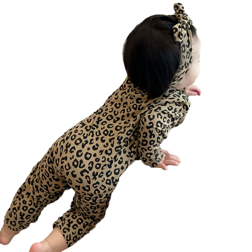 Baby Jumpsuit mit Leopardenmuster – Bild 3 | LuxeStyle