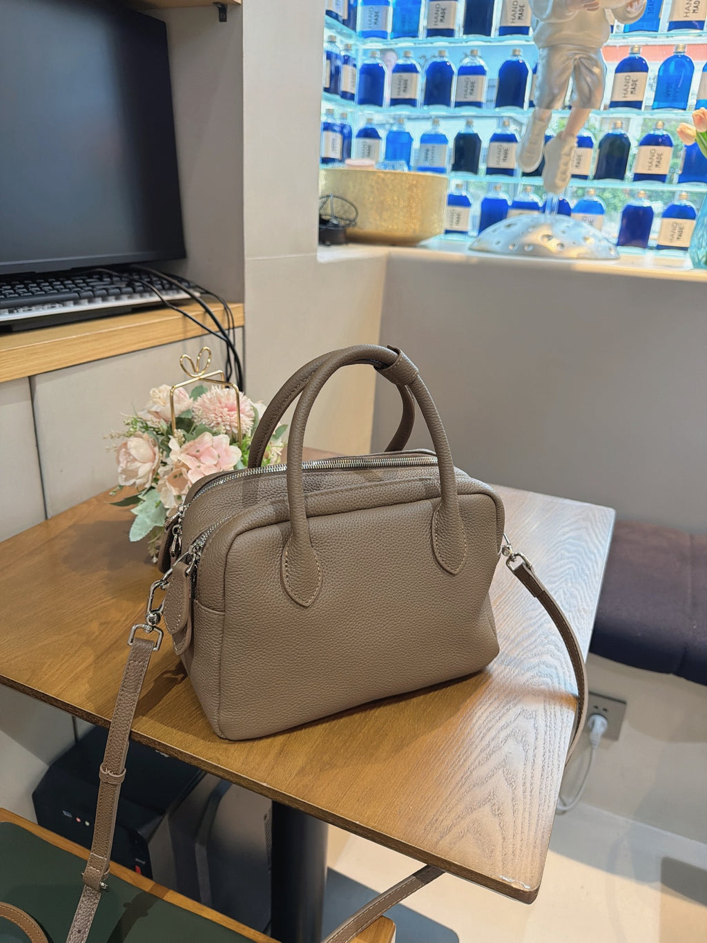 Boston-Henkeltasche «Lussa» · Echtleder im Bowling-Stil (Damen, 9 Farben)