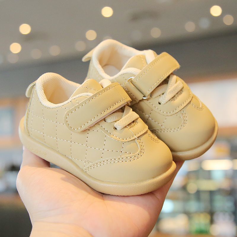 Weiche Sohle Anti-Rutsch Kinderlaufschuhe