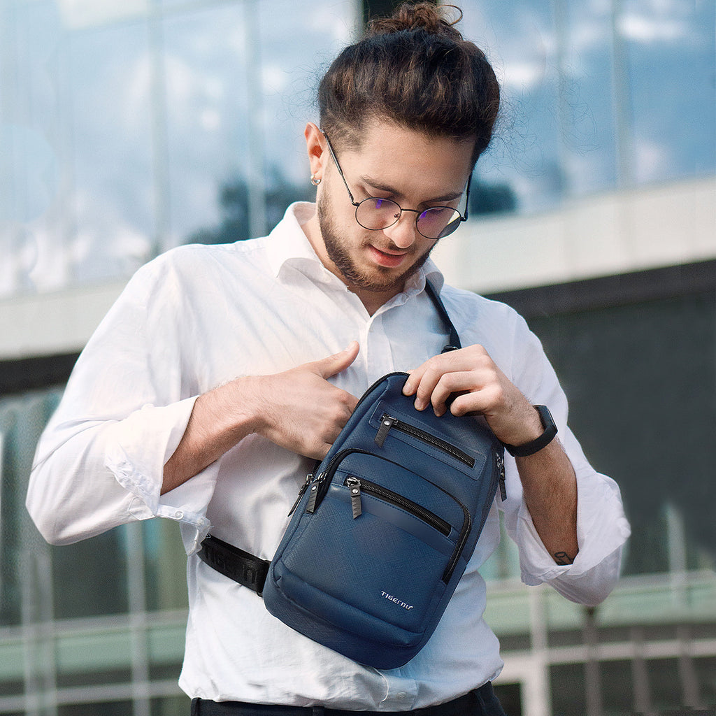 Wasserdichte Brusttasche für Herren | LuxeStyle