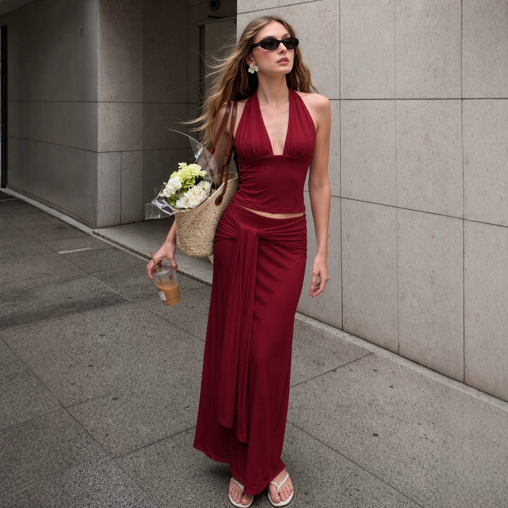 Zweiteiler: Halterneck-Top & Midi-Rock – Bild 8 | LuxeStyle
