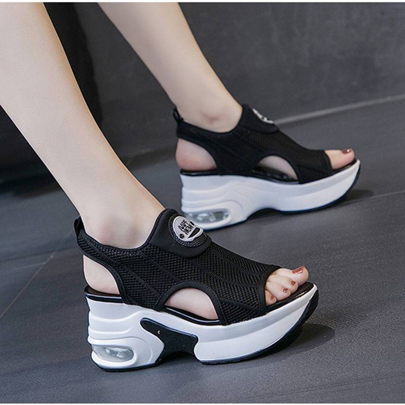 Platform-Wedge-Sandalen – Bild 4 | LuxeStyle