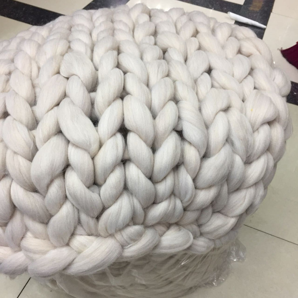 Merino Wolldecke, handgestrickt mit extra-dickem Garn