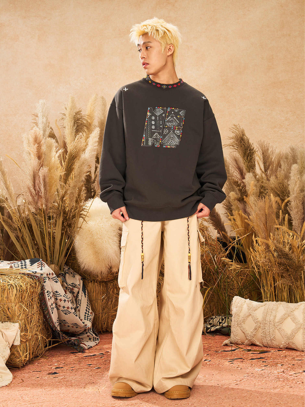 Schlauchbund-Hose mit weitem Bein