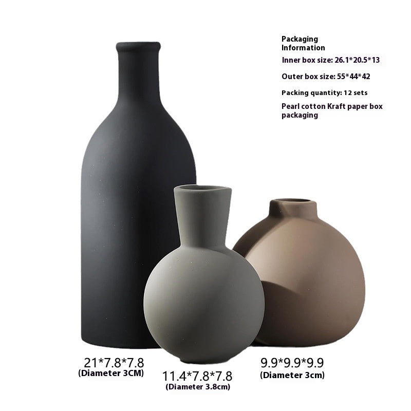 Keramik-Vase im Origami-Stil