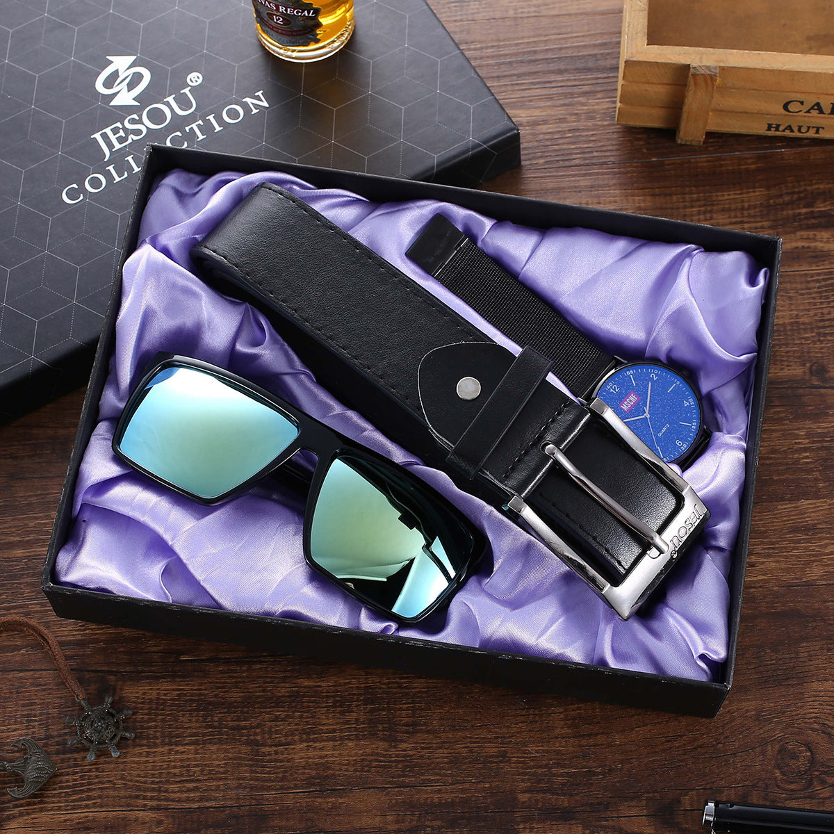 Herren-Geschenkset: Uhr, Gürtel und Brille – Bild 4 | LuxeStyle