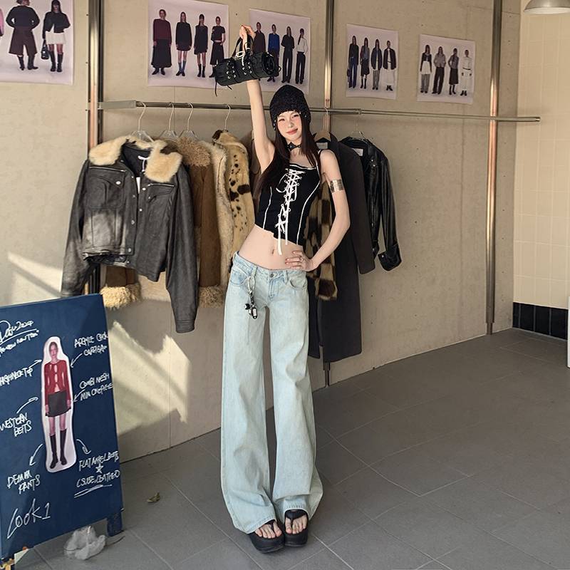 Weite Jeans in Hellblau