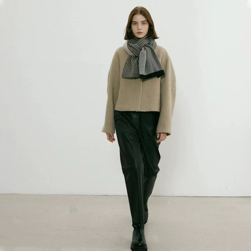 Eleganter Schal aus Arctic Velvet