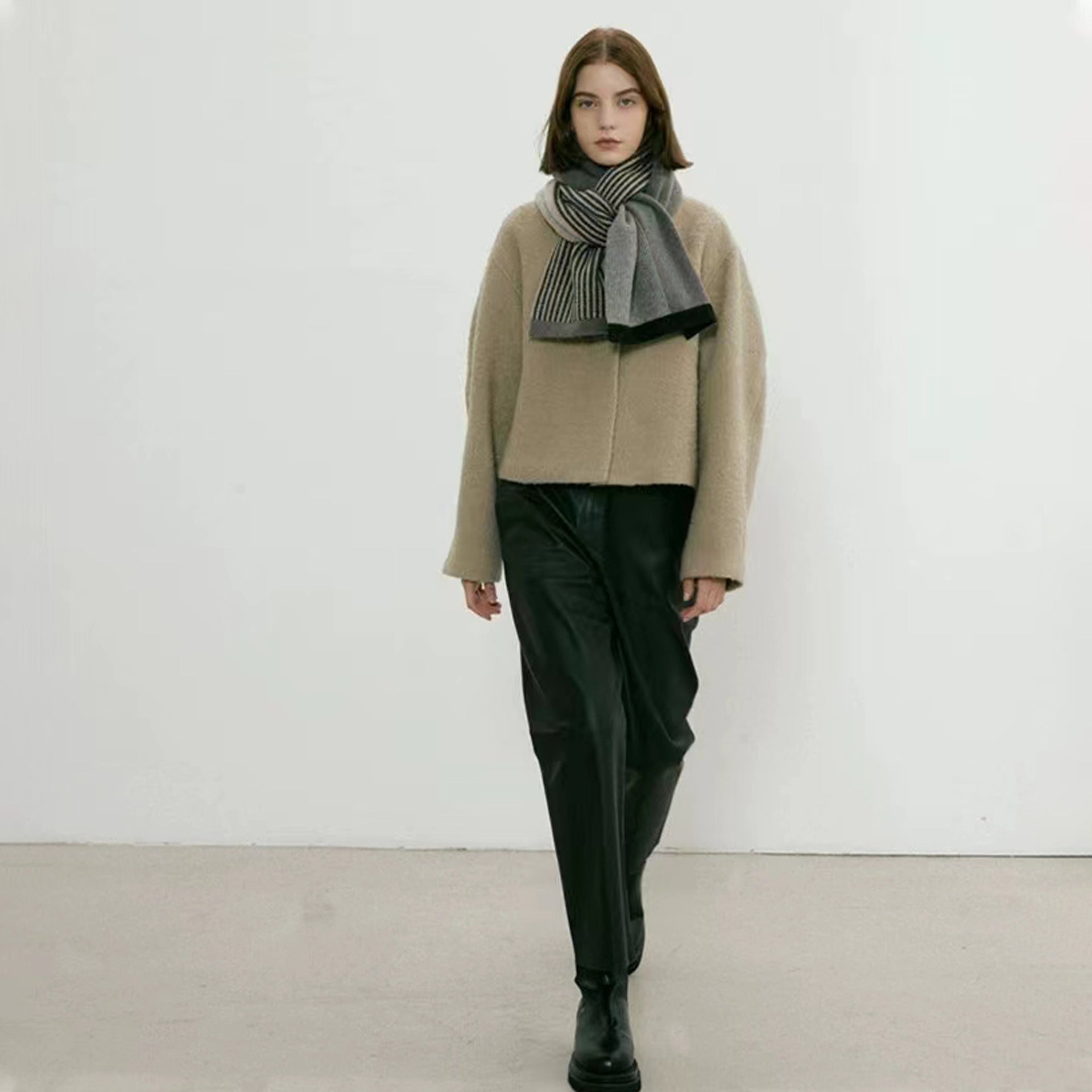 Eleganter Schal aus Arctic Velvet