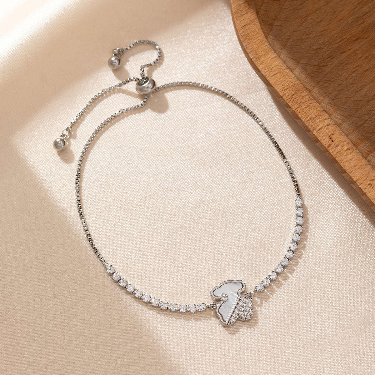 Vergoldetes Mond- und Sternenarmband | LuxeStyle