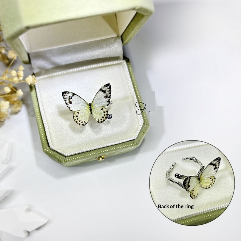 Verstellbarer offener Ring mit Schmetterling & Ranke
