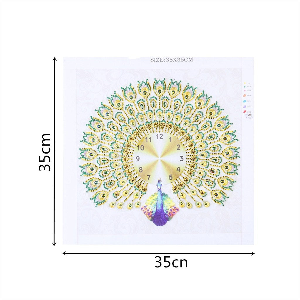 Diamant-Malerei Uhr mit Pfau-Motiv – Bild 3 | LuxeStyle