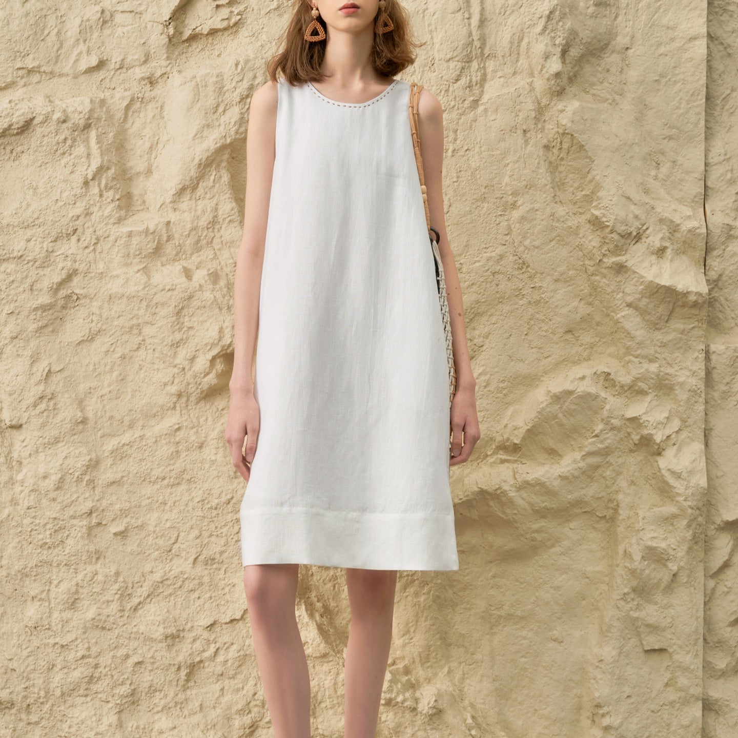 Sommerkleid mit Perlenbesatz