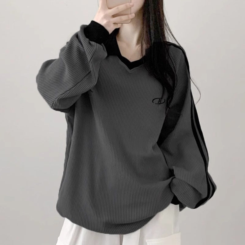 Gestreifter Hoodie mit Polokragen & Kontrastfarben