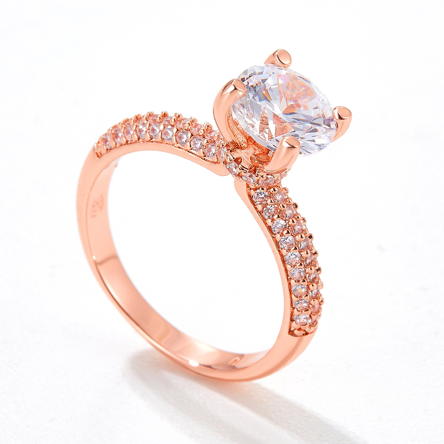 Eleganter Zirkonring im Old Money Stil