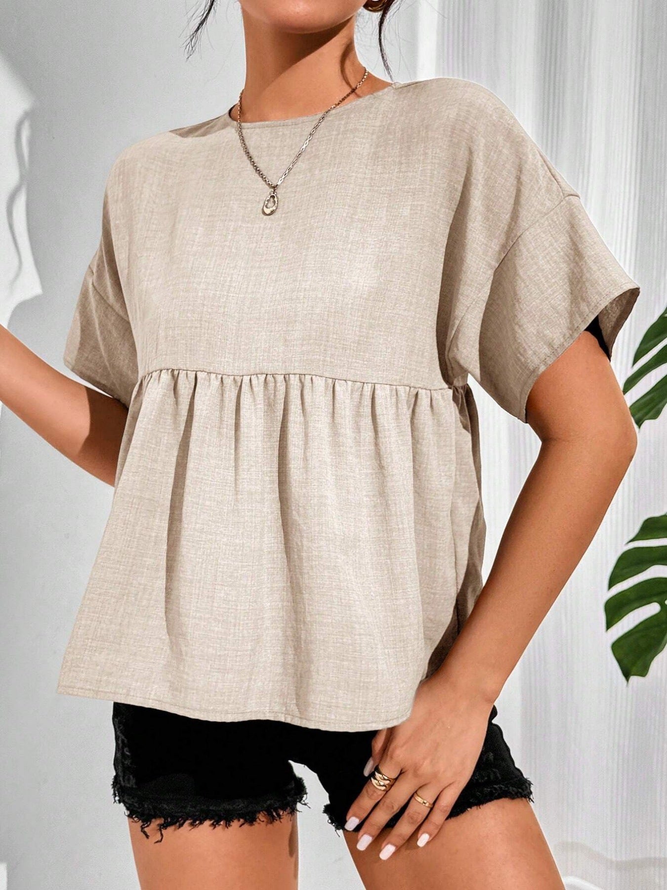 Minimalistisches Leinen-Shirt mit Rundhals