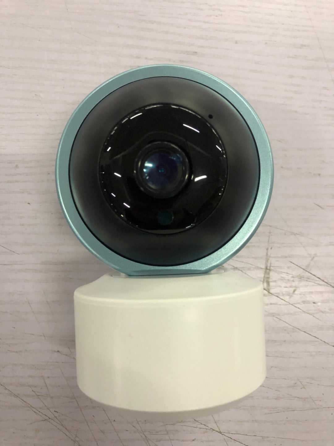WLAN-Überwachungskamera 360° Graffiti – Bild 6 | LuxeStyle